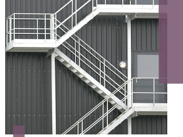 Изготовление и монтаж пожарных лестниц в Ельце быстро и надежно