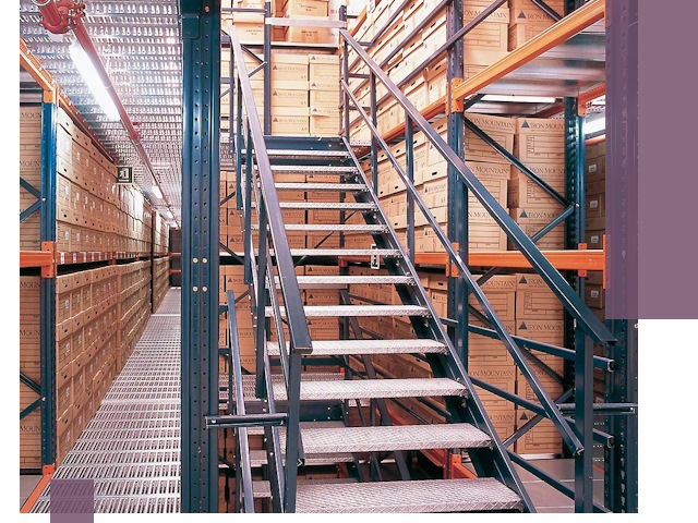 Лестницы складские прочные и безопасные под ключ в Ельце