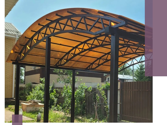 Изготовление навесов под ключ в Ельце из качественных материалов