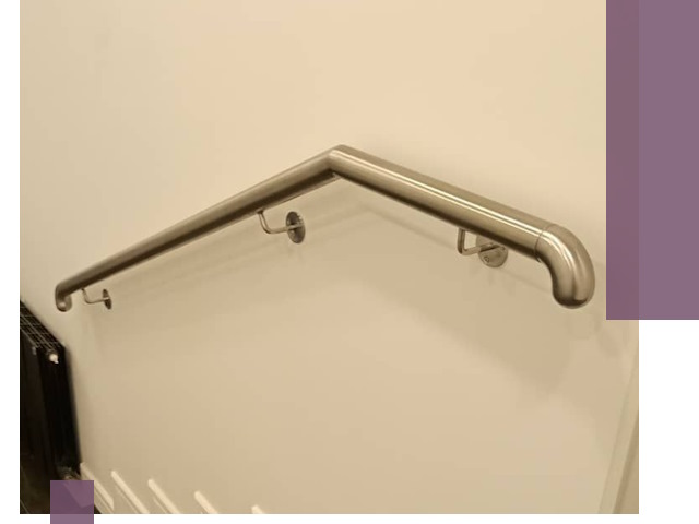 Изготовление пристенных поручней в Ельце под ключ за сроки